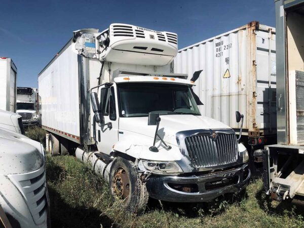 .  International 4300, 2010, PARTING OUT, 26ft Reefer, 96in Barn Doors, 102in Width, O#3023