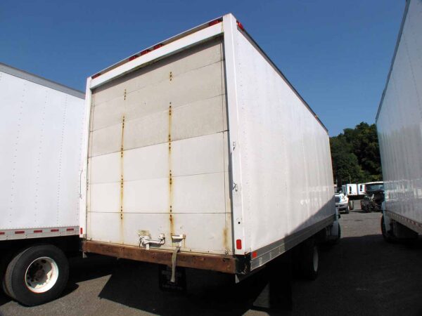 .  Hino 258, 2009, 7.6L, AT-HB, 20ft Box, 90in Door, N#1239 - Image 6