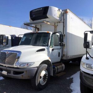 .  International 4300, 2018, Cummins 6.7L, AT-HB, 26ft Reefer w/heat, 88in +Side Door, TG, r, N#2841