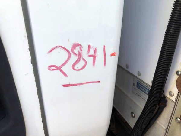 .   26ft Reefer w/heater, 88in +Side Door, Carrier, Tailgate, N#R26-2841 - Image 9