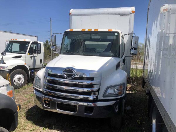 .  Hino 358, 2012, 7.6L 260hp, AT-AB, 26ft Box, 91in Door, 102in W, F#4489