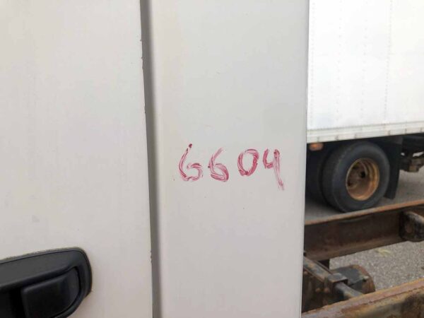 .  Hino 268, 2016, 7.6L, MT-HB, *Box Sold*, Cab&Chassis, N#6604 - Image 25