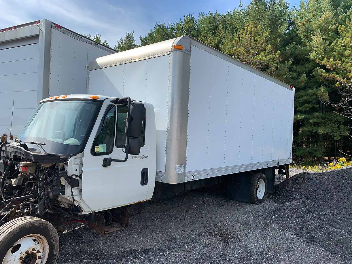 . 18ft Box, 80in Rollup Door, 102in W, Multivans 2012, Liftgate, N#D18-2072 - Image 28