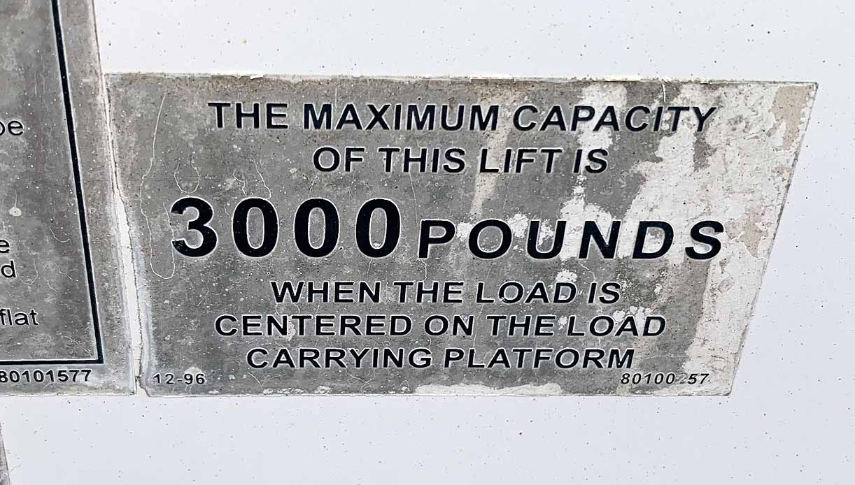. 18ft Box, 80in Rollup Door, 102in W, Multivans 2012, Liftgate, N#D18-2072 - Image 23