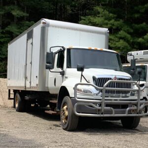 . International MV, 2020, 6.7L, AT-AirB, Ext Cab, 26ft Box, B Doors, r, N12#3125