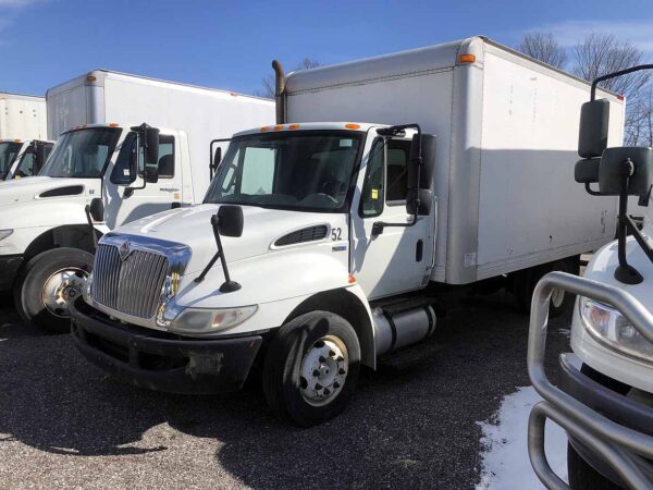 .  International 4300, 2011, 7.6L, AT-HB, 16ft Box, N#2711