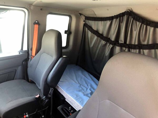 .  International MV, 2020, 6.7L, AT-AirB, Ext Cab, 26ft Box, B Doors, r, N#3125 - Image 18