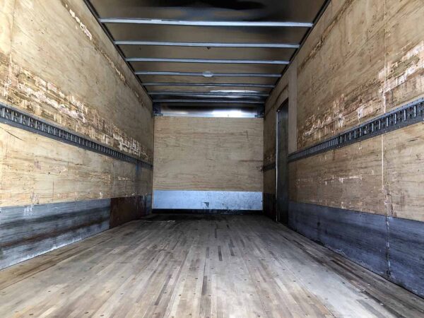 .  International MV, 2020, 6.7L, AT-AirB, Ext Cab, 26ft Box, B Doors, r, N#3125 - Image 9