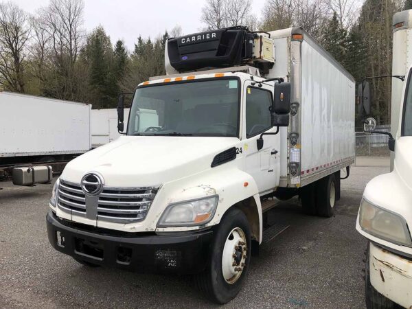 .  Hino 268, 2007, 7.6L, AT-HB, 18ft Reefer, Carrier Supra 650, r, N#4438