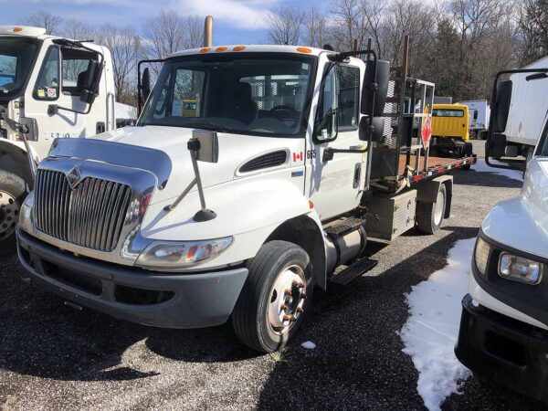 .  International 4300, 2012, 6.4L, AT-HB, Flatbed Tilt & Load, N#1324