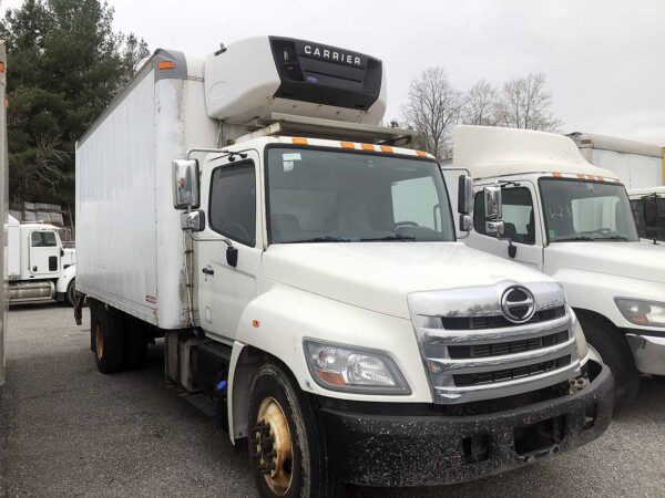 .  Hino 338, 2014, 7.6L, AT-HB, 18ft Reefer, Carrier, TG, N#3414