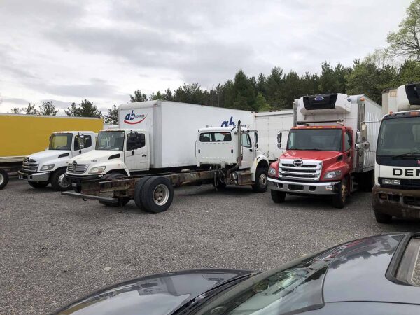 .  Freightliner M2, 2014, Cummins ISL 8.9L 300hp, AT-AB, cab & chassis, r, N#9448 - Image 3