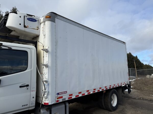 .  Hino 338, 2013, 7.6L, AT-HB, 18ft Reefer, Carrier, TG, r, N#2004 - Image 24