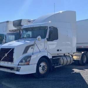 . Volvo VNL, 2009, 12.8L 425hp, D13, MT-AB, 6x4 Sleeper Tractor, N#6824