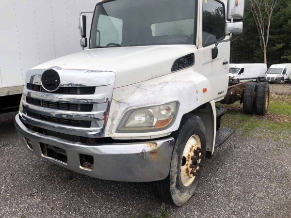 .  Hino 268, 2012, 7.6L 220hp, AT-HB, Cab & Chassis, N#2135