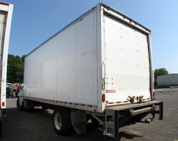 .  Hino 338, 2016, 7.6L, AT-HB, 24ft Box, 96in Door, TG, N#2906 - Image 5