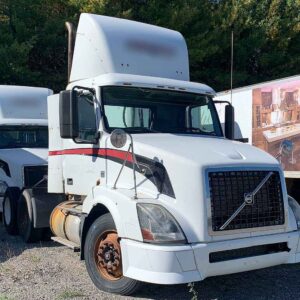 .  Volvo VNL, 2009, 10.8L 365hp, MT-AB, 6x4, Daycab Tractor, r, N#5180