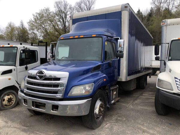 .  Hino 358, 2016, 7.6L, AT-AB, 26ft Box, B Doors, blue, TG, r, N#0122 - Image 2