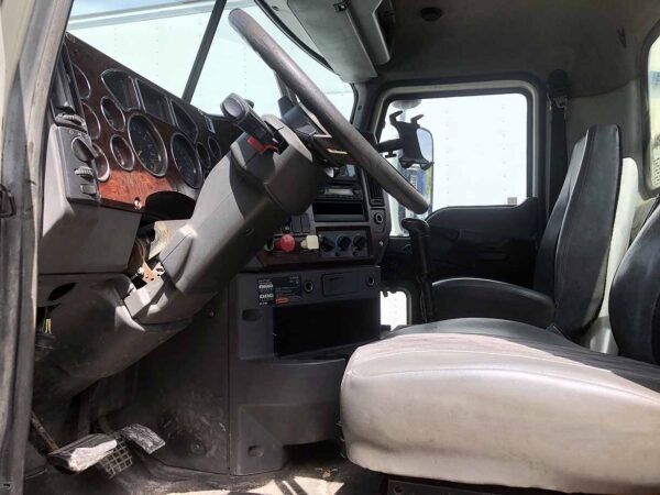 .  Mack CXU613, 2013, 10.8L, MT-AB, Daycab Tractor, Tandem, F#1827 - Image 22