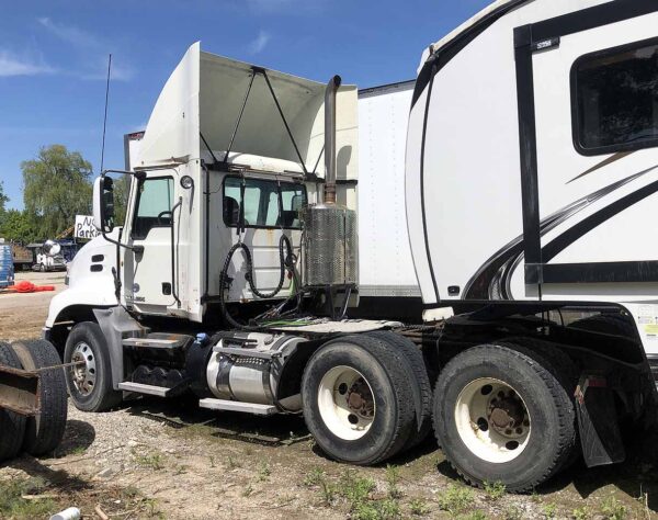 .  Mack CXU613, 2013, 10.8L, MT-AB, Daycab Tractor, Tandem, F#1827 - Image 28