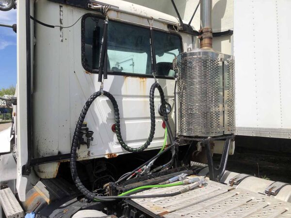 .  Mack CXU613, 2013, 10.8L, MT-AB, Daycab Tractor, Tandem, F#1827 - Image 30