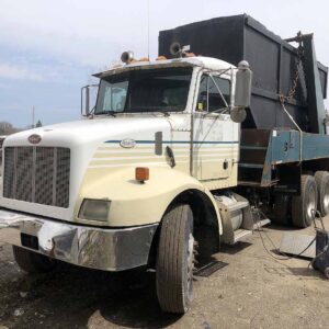 .  Peterbilt 330, 1998, CAT 7.2L 3126, MT-AB, Bin Truck, r, F#6570