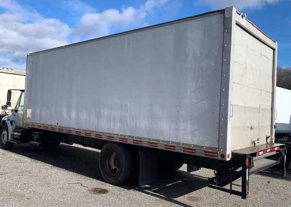 .  International 4300, 2005, 7.6L, MT-AB, 26ft Box, 88in +Side Door, TG, N#6778 - Image 4