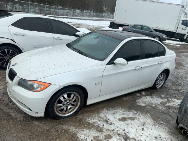 .  BMW 323i, 2006, N#9106