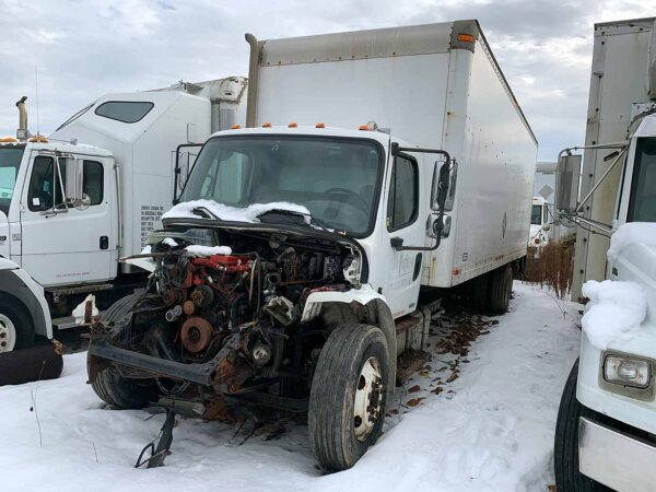 .  Freightliner M2, 2009, Cummins 6.7L 260hp, O#8612