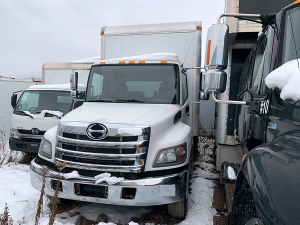 .  Hino 268, 2018, 7.6L, MT-HB, 20ft Box, 96in Door, r, O#3971 - Image 3