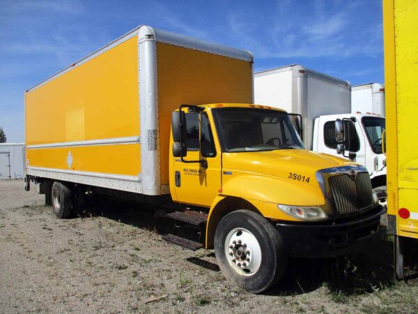 .  International 4300, 2013, 7.6L, AT-HB, 26ft Box, 96in Door, TG, O#7860