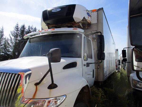 .  International 4300, 2015, Cummins ISB, AT-HB, 26ft Reefer, Carrier, O#8712