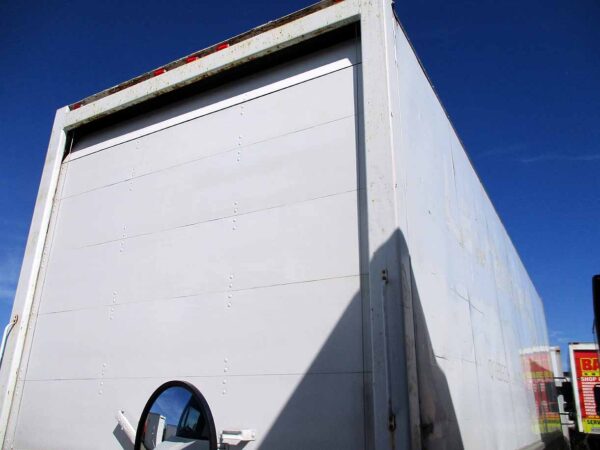 .  Hino 338, 2009, 7.6L, AT-AB, 28ft Box, 96in Door, O#0362 - Image 6