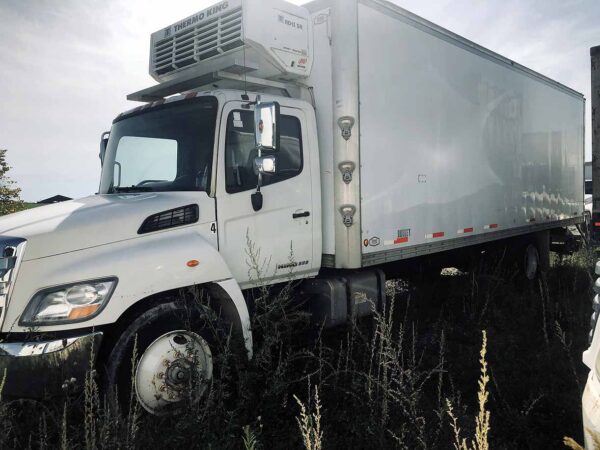 .  Hino 358, 2013, 7.6L, AT-AB, 26ft Reefer, 87in Door, TG, O#5323 - Image 3