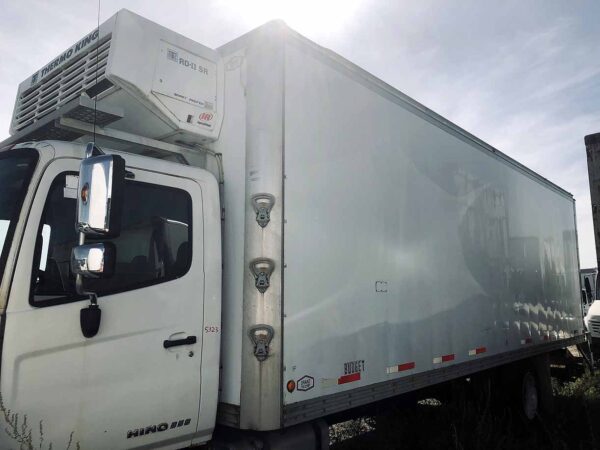 .  Hino 358, 2013, 7.6L, AT-AB, 26ft Reefer, 87in Door, TG, O#5323 - Image 11