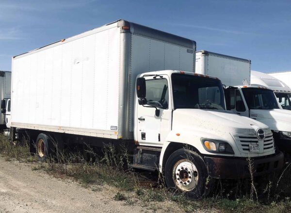 .  Hino 268, 2005, 7.6L, AT-HB, 24ft Box, Rollup Door, O#11513