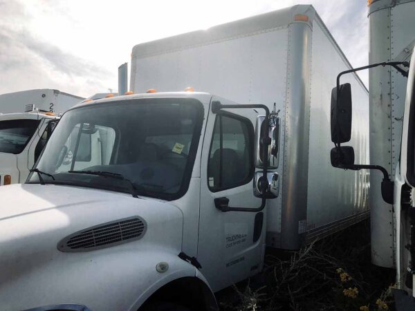 .  Freightliner M2, 2007, CAT 7.2L, MT-AB, 24ft Box, 90in Door, O#3493