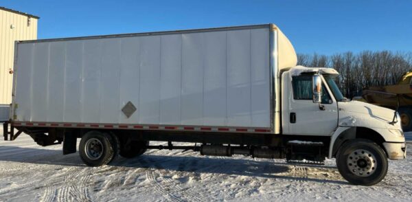 .  International 4300, 2016, Cummins 6.7L, AT-AB, 26ft Box, 90in D, TG, r, N#0851 - Image 8