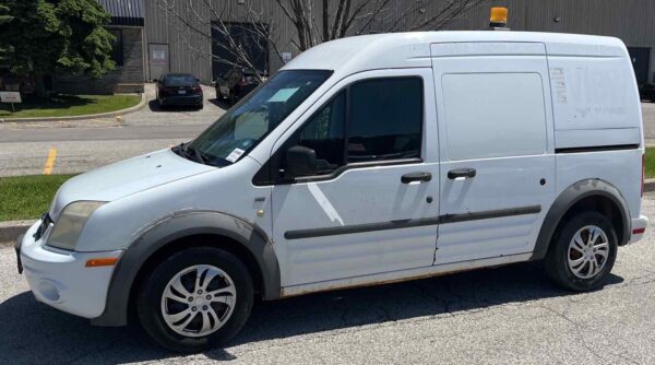 .  Ford Transit Connect, 2010, 2L gas, AT-HB, Cargo Van, r, N#6704