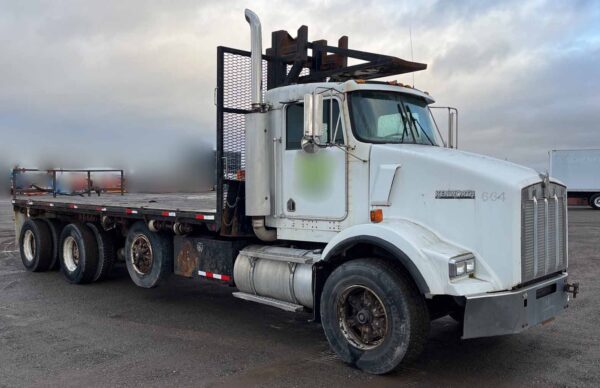 .  Kenworth T800, 2000, CAT 10.3L, MT-AB, 8x4, 22ft Flatbed, r, N#8567