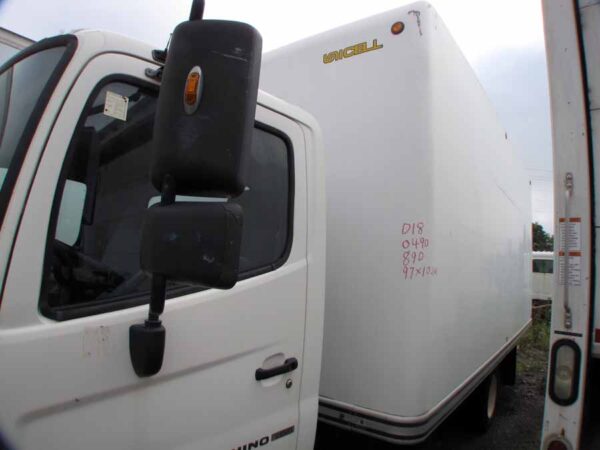 .  Hino 165, 2008, 4.7L, 18ft Box, Unicell, 89in Door, N#0490 - Image 6