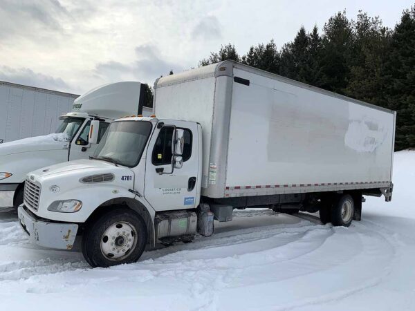 .  Freightliner M2, 2016, Cummins 6.7L, AT-HB, 26ft Box, 90in D, TG, r, N#1629 - Image 19