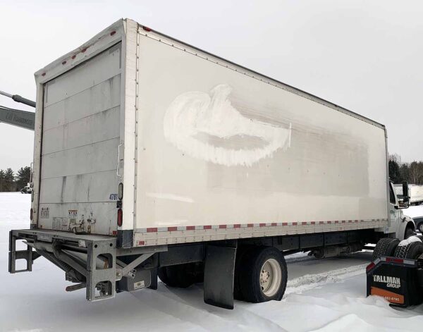 .  Freightliner M2, 2016, Cummins 6.7L, AT-HB, 26ft Box, 90in D, TG, r, N#1629 - Image 6