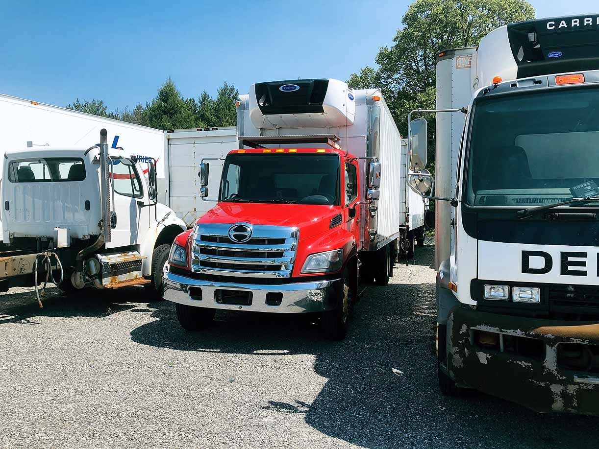 . Hino 268, 2018, 7.6L, AT-HB, red, 18ft Reefer, 90in Door, Carrier, N#8672 - Image 27