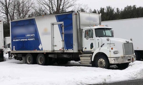 .  Western Star 4900, 2011, 12.8L DD13, MT-AB, 6x4, 26ft Box,  96in +Side D, TG, r, N#5900 - Image 7