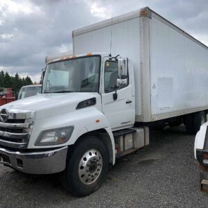 .  Hino 338, 2018, 7.6L, AutoT, HydrB, 26ft Box, 96in +SD, TailGate, r, N#3896