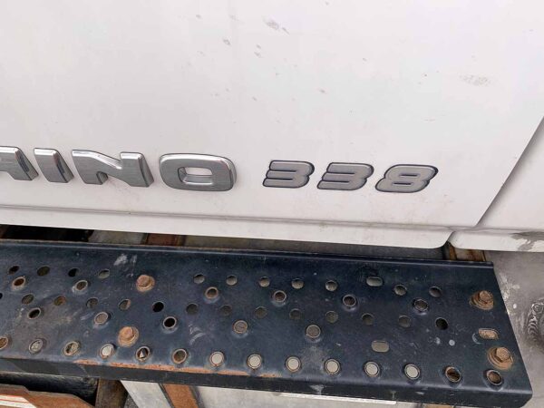 .  Hino 338, 2018, 7.6L, AutoT, HydrB, 26ft Box, 96in +SD, TailGate, r, N#3896 - Image 11