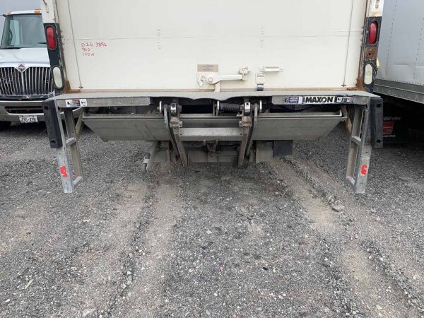 .  Hino 338, 2018, 7.6L, AutoT, HydrB, 26ft Box, 96in +SD, TailGate, r, N#3896 - Image 17