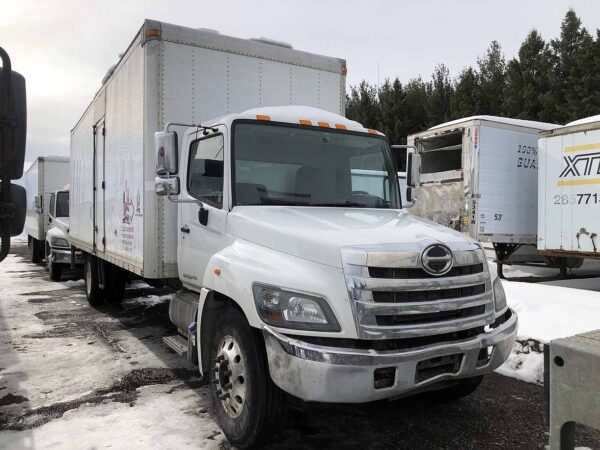 .  Hino 338, 2018, 7.6L, AutoT, HydrB, 28ft Box, SD, TailGate, r, N#3896