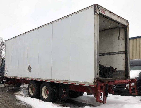 .  International 7400, 2015, PARTING OUT, Auto T, 28ft Reefer, Carrier, F#2019 - Image 65